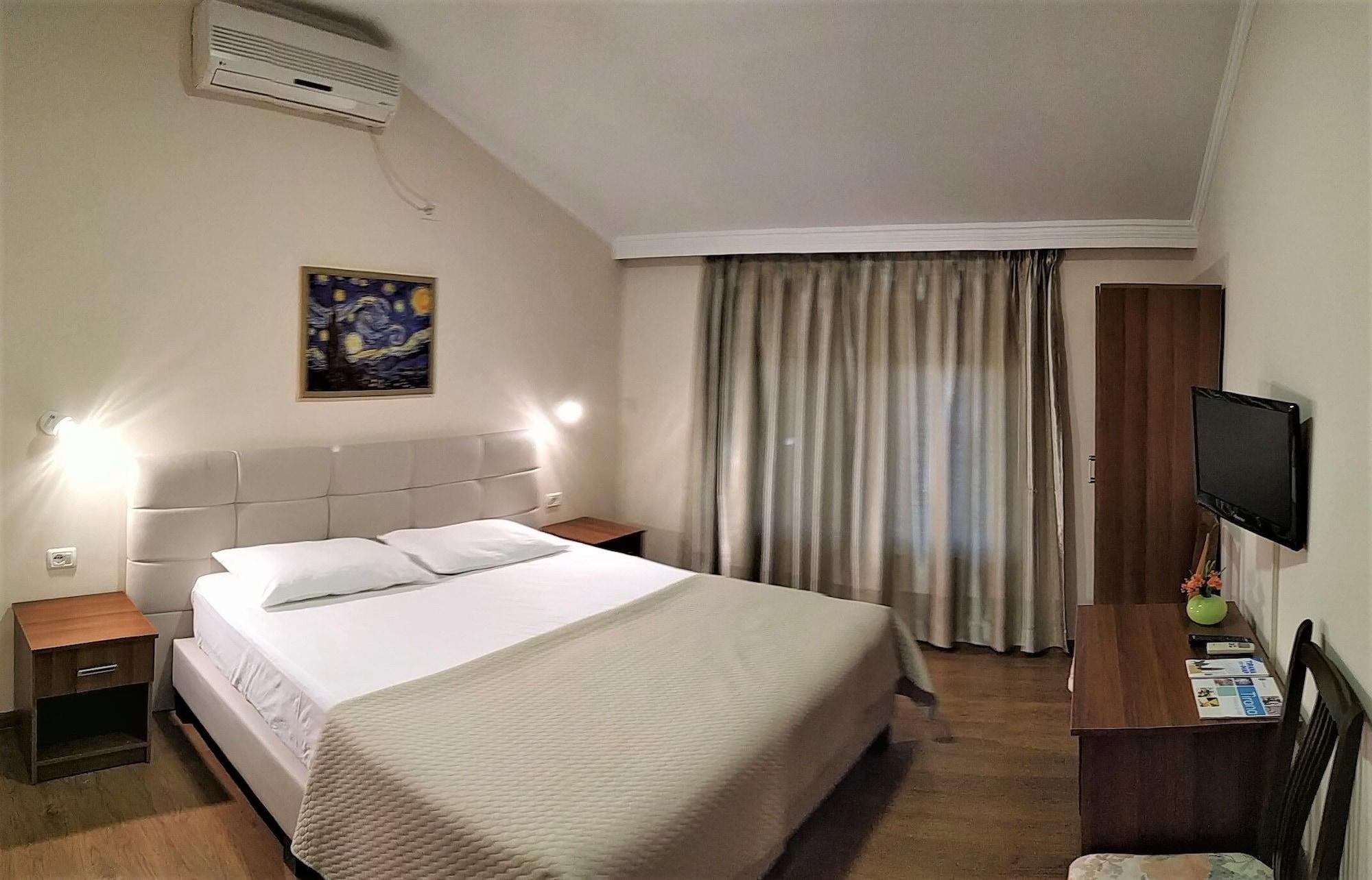 Hotel Viktoria Tirana Mjull-Bethore Exterior foto
